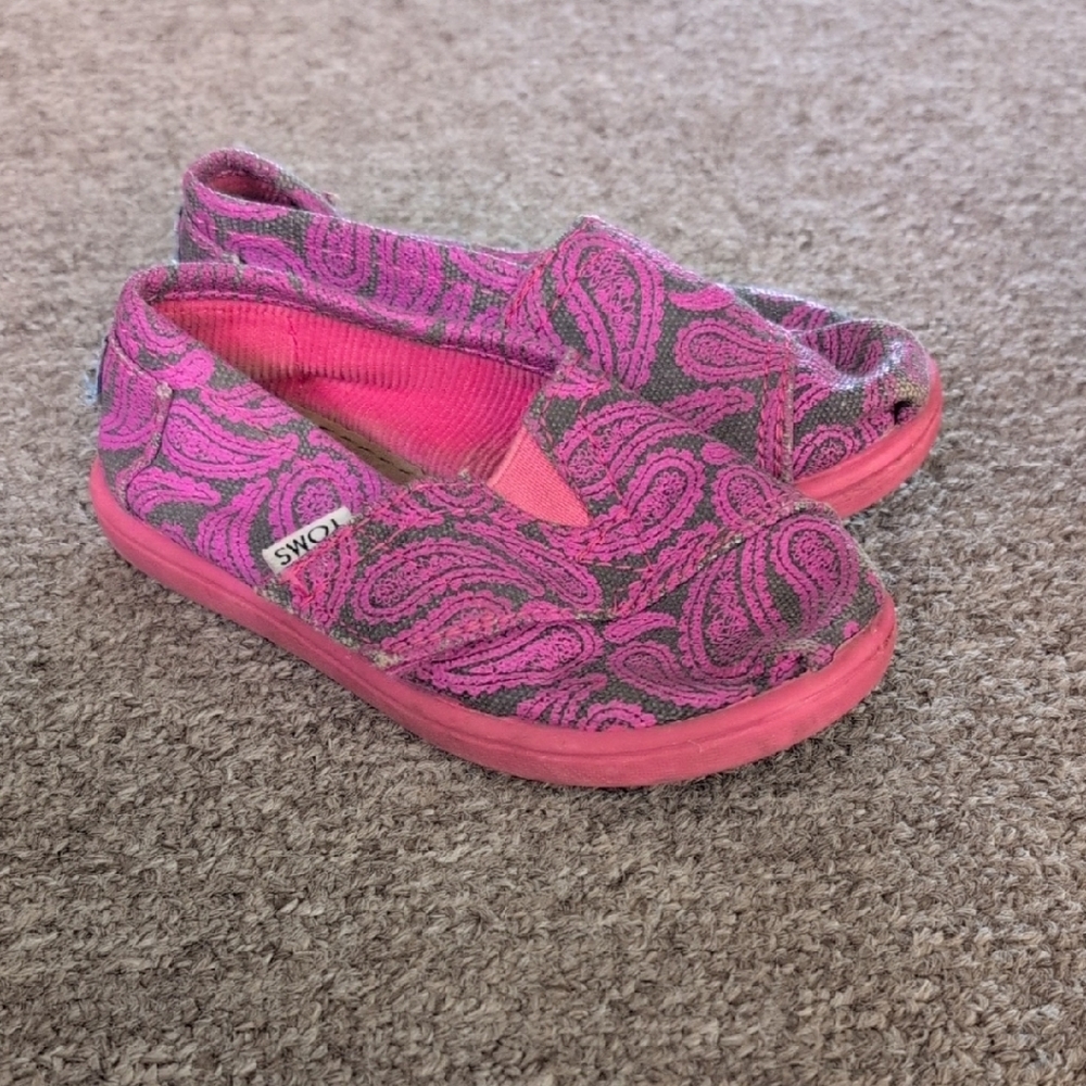 TOMS Vibrant Pink Paisley Slip-Ons